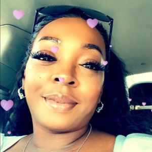 Meet your Posher, Bobbie